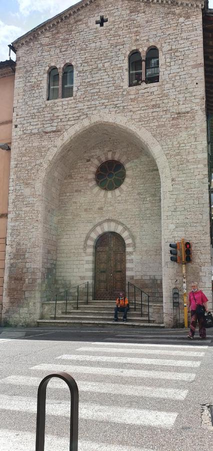 B&B Serena Perugia Bagian luar foto