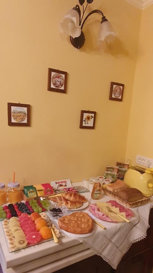 B&B Serena Perugia Bagian luar foto