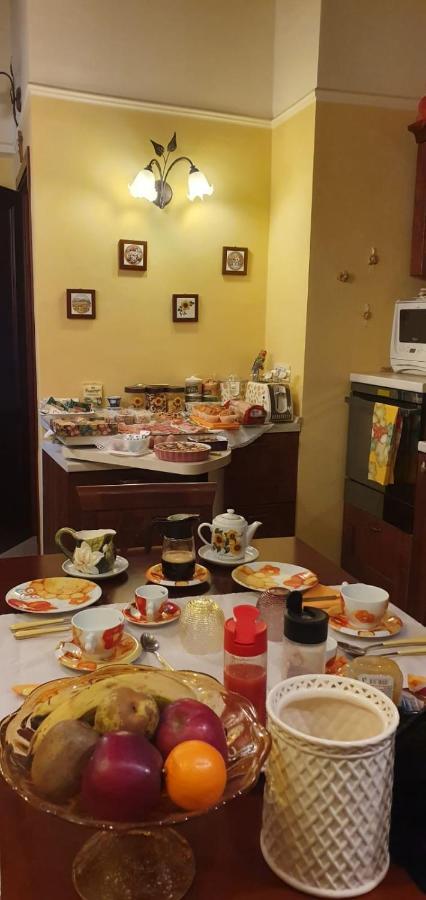B&B Serena Perugia Bagian luar foto